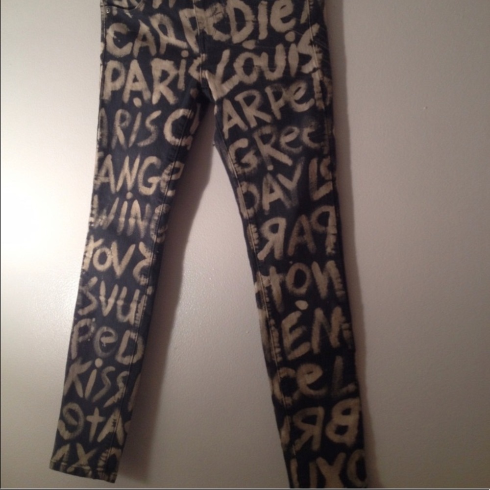 Designer Studio: Custom Panic at the Disco Concert Jeans! 🪩